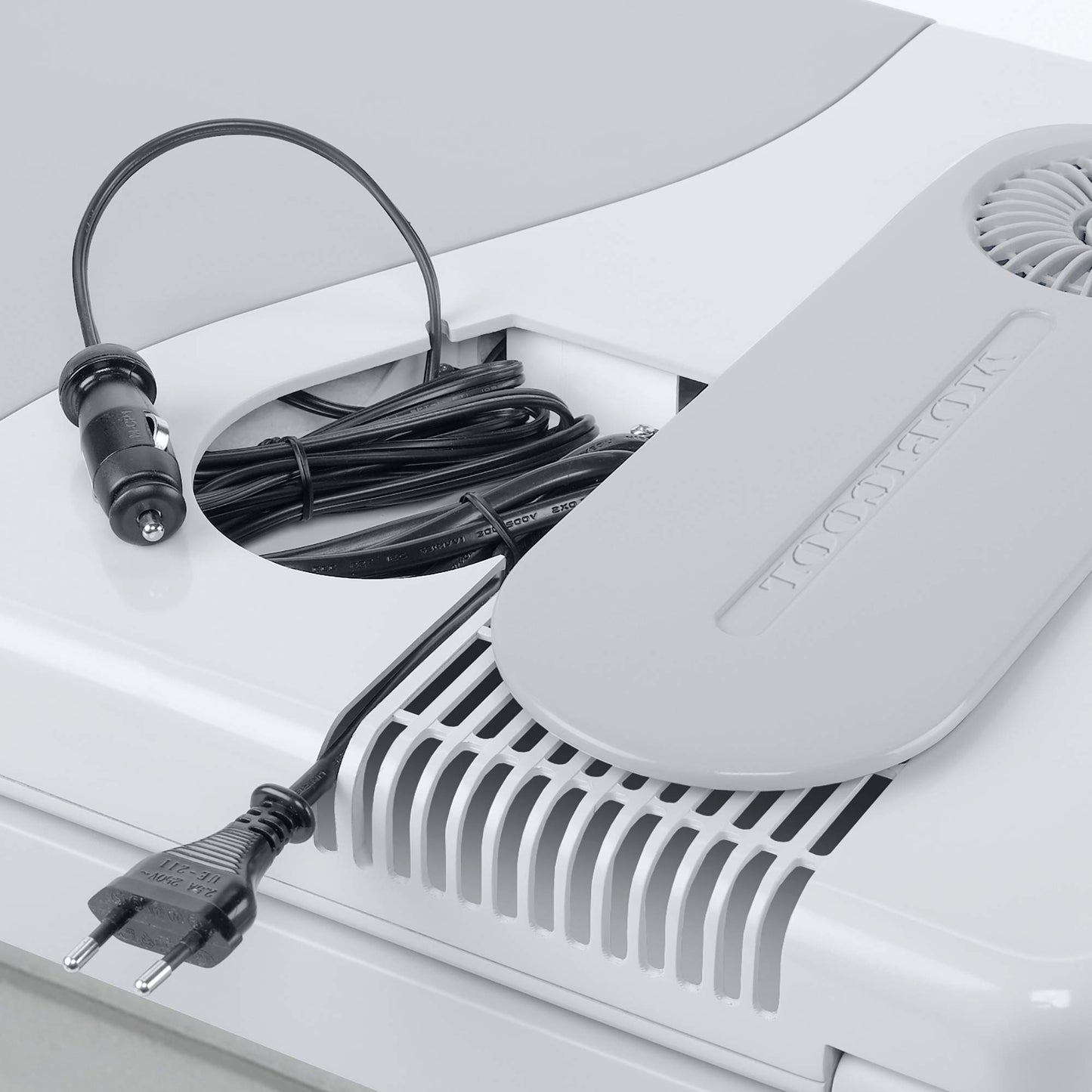 Mobicool Q40 Nevera Eléctrica Portátil, Aluminio, 39 l, mini nevera para coche, camión, barco y autocaravana, 12 y 230 V
