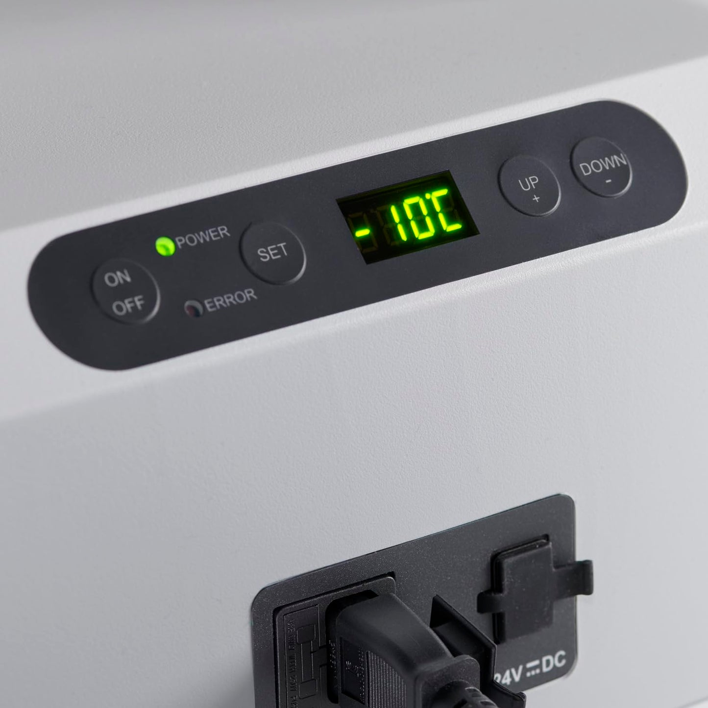 Mobicool MCF40 Nevera y congelador de compresor portátil, 38 l, con una capacidad de refrigeración de +10°C a -10°C para coche, camión, barco y autocaravana